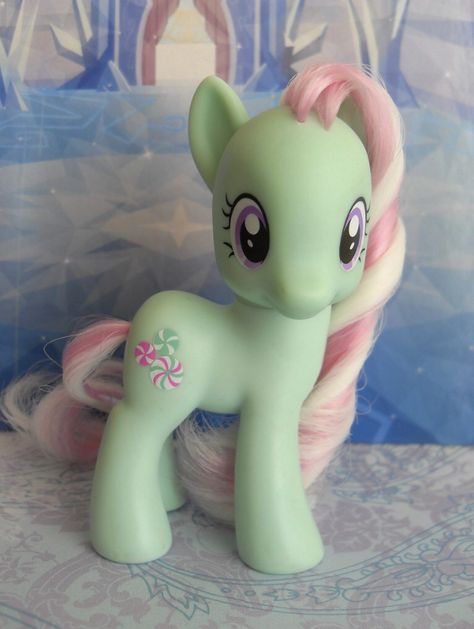 Mlp Toys G4, Mlp Toys Aesthetic, Mlp G1 Toys, My Little Pony Aesthetic, Mlp Toys, My Little Pony Toys, My Little Pony Figures, My Lil Pony, Mlp Pony