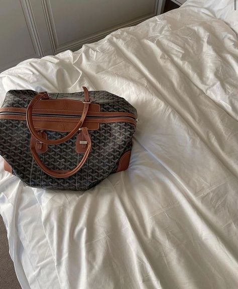 Goyard Duffle Bag, Goyard Duffle, Goyard Tote Bag, Airport Luggage, Retiro Park, Tight Tank Top, Goyard Tote, Lux Fashion, Mens Outfit Inspiration