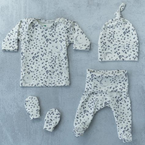 Newborn Shirts, Newborn Coming Home Outfit, Neutral Baby Clothes, Hospital Outfit, Take Home Outfit, Organic Baby Clothes, Moon And Star, Gender Neutral Baby Clothes, Coming Home Outfit