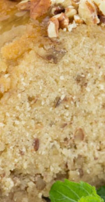 Nut Pound Cake Recipes, Pecan Pound Cake Recipes Moist, Butter Pecan Loaf Cake, Southern Pecan Pound Cake, Pound Cake With Nuts Recipes, Texas Pecan Cake, Banana Pecan Cake, Pecan Pound Cake Recipes, Southern Comfort Cake