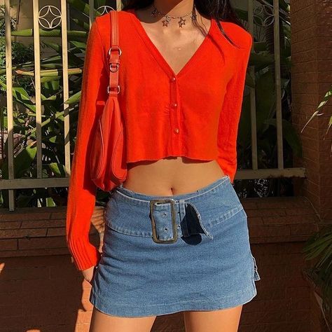 Orange Outfits, Summer Sport, Orange Outfit, Paris Mode, Outfit Look, 2000s Fashion, Fashion Killa, Outfits Casuales, Skirt Outfits