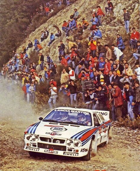 Lancia 037, Rally Car Racing, Rally Raid, Mini Lop, Course Automobile, Martini Racing, Classic Racing Cars, Rally Racing, People Watching