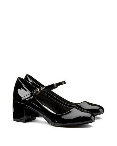 Heeled School Shoes, Black School Shoes, Shoes Png, Shoes For School, Dr Shoes, Chique Outfits, Classy Shoes, Fancy Shoes, Aesthetic Shoes