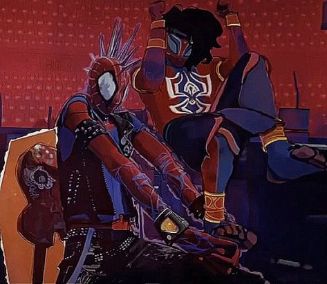 Hobie Brown And Pavitr Prabhakar Icons, Spider Man Across The Spider Verse Hobie And Pavitr, Spiderpunk And Pavitr Prabhakar, Spider Man Hobie Brown, Hobie Brown Pavitr Prabhakar, Pav And Hobie Spiderman, Hobie X Pavitt, Pavitr Prabhakar Hobie Brown, Hobie Matching Pfp