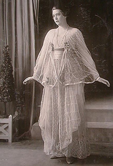 Lucile Tea Gown 1915 by lucilesque, via Flickr Lady Duff Gordon, Edwardian Tea Dress, Pretty Frocks, Fashion Institute Of Technology, Tea Gown, 1900s Fashion, 1910s Fashion, Transparent Dress, Fashion Institute