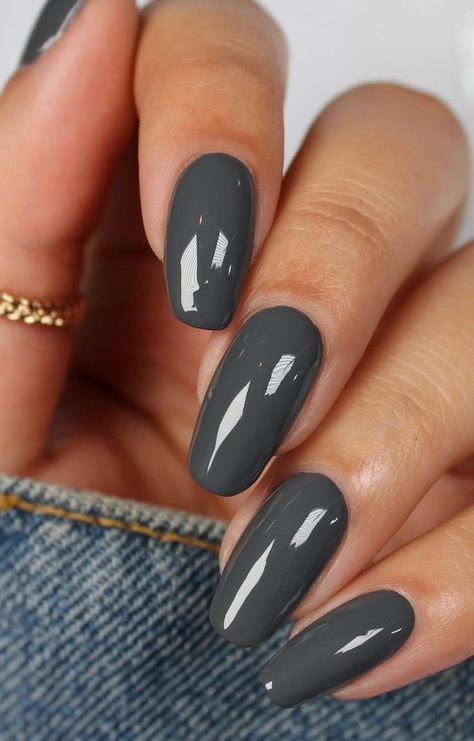 17 Best Winter Nail Colors for 2023-2024 - thepinkgoose.com Kelli Marissa, Best Winter Nail Colors, Winter Nail Colors, Grey Nail, Minimalist Nail, Gel Nail Polish Colors, Best Gel Nail Polish, February Nails, Heart Nail