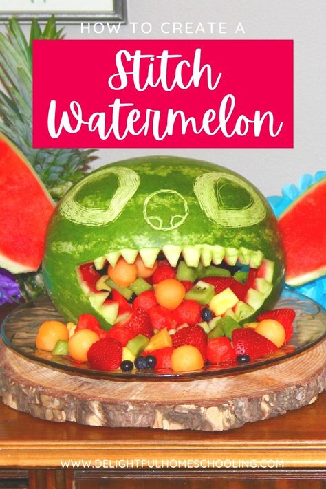 Stitch Watermelon, Lilo Stitch Party, Tropical Fruit Salad Recipe, Watermelon Bowl, Pumpkin Carving Tools, Stitch Party, Tropical Fruit Salad, Lilo Und Stitch, Menu Recipes