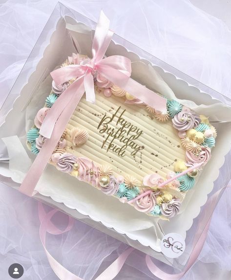 Rectangle Cake With Flowers, Pastel Sheet Cake, Square Shape Cake Designs, Rectangular Cake Decoration Ideas, Rectangular Birthday Cake, Square Cake Decorating Ideas, Elegant Sheet Cake Designs, Sheet Cakes Decorated Birthdays, Square Cake Designs