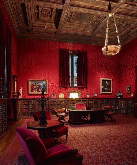 The Morgan Library & Museum’s Instagram post: “Once the construction of his Library was completed in 1906, J. Pierpont Morgan spent much of his remaining years in this richly appointed…” Museum Nyc, Museums In Nyc, Library Aesthetic, Morgan Library, The Morgan, Library Books, New Homes, Instagram Post, Architecture