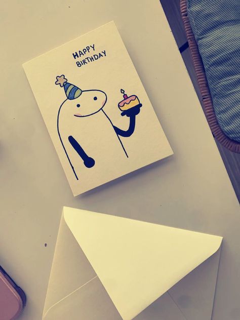 Birthday Wishes for Best Friends: Creative Gift Ideas & Messages Birthday Card Creative, Quick Birthday Gifts, Best Friend Birthday Surprise, Best Birthday Surprises, Guy Friend Gifts, Quick Diy Gifts, Gift Hacks, Best Friend Birthday Cards, Happy Birthday Cards Diy