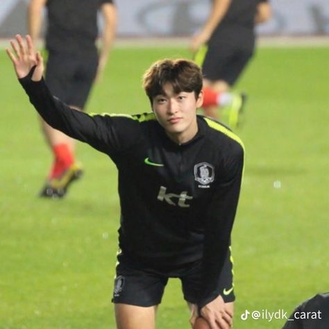 Korean Soccer, Korean Football, Korea Football, Cho Gue Sung, Cho Guesung, Korea Soccer, Gue Sung, Min Son, Soccer Boyfriend