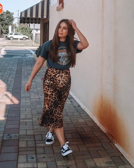 Happy hump dayyyy, feeling fresh in a leopard skirt and band tee💁🏽‍♀️ #MyShopStyle #ShopStyle #LooksChallenge Band Tee And Skirt Outfit, Band Shirt Outfits, Leopard Print Skirt Outfit, Shirt Skirt Outfit, Leopard Skirt Outfit, Band Tee Outfits, Leopard Print Midi Skirt, Printed Skirt Outfit, Curvy Skirt