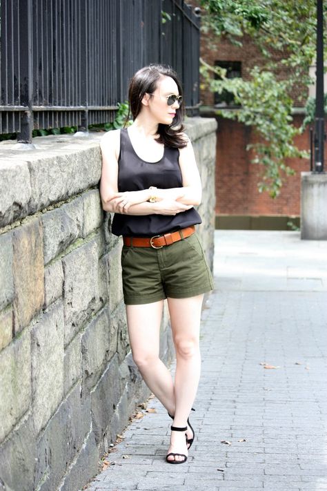 @Gap shorts - my favorite summer shorts Green Shorts Outfit, Madewell Sunglasses, Shorts Outfit Ideas, Floral Pumps, Army Green Shorts, Utility Shorts, Marc Jacobs Beauty, Shorts Style, Gap Shorts