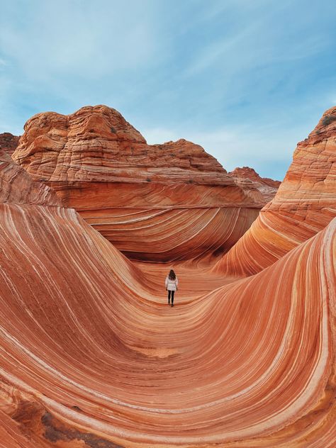 Arizona The Wave, The Waves Arizona, Amazing Places In Usa, Marble Canyon Arizona, Arizona Travel Aesthetic, Utah And Arizona Road Trip, Utah Astetic, Out West Aesthetic, Arizona Aesthetic Outfits