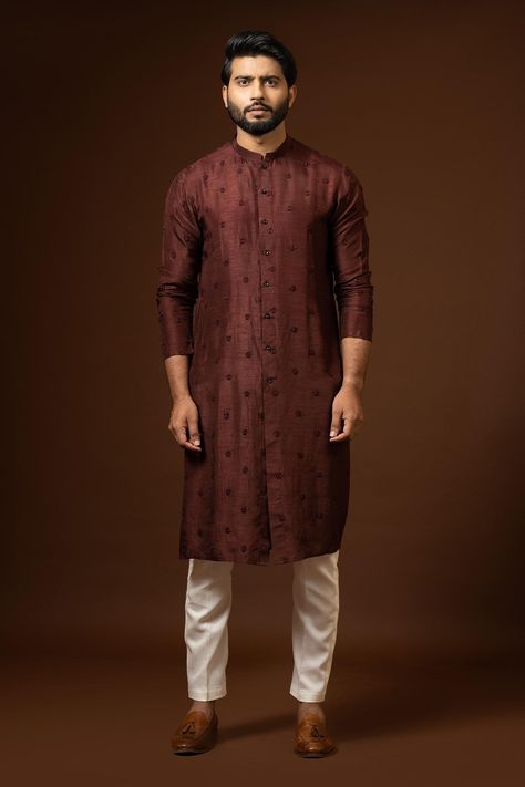 Shop for these amazing collections of Maroon Kurta: Bam Silk Embroidered French Knot And Cut Dana Work Set For Men by Paarsh online at Aza Fashions. Maroon Kurta For Men, Maroon Kurta Men, Kurta Pajama Men, Gents Kurta, Indian Outfits Lehenga, Kurta Men, Mens Kurta Designs, Dress Suits For Men, Draped Blouse