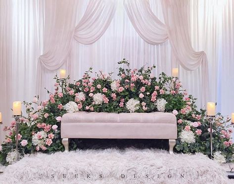 Pelamin Simple Elegant, Pelamin Minimalist Rumah, Dekor Pelaminan Simple, Pelamin Nikah Rumah, Pelamin Tunang Simple, Pelamin Minimalist, Pelamin Rumah, Wedding Draping Backdrop, Pelamin Simple