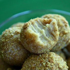 Quiche the Cook: Churro Truffles Churro Truffles, Dessert Items, Truffles Recipe, Truffle Recipe, Graham Cracker Crumbs, Mexican Restaurant, White Chocolate Chips, Churros, Graham Crackers