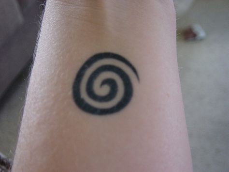 Spiral Tattoo by sarah clarke photography nz, via Flickr Spiral Tattoo, Pagan Tattoo, Spiral Tattoos, Sick Tattoo, Tattoo Cover, 1 Tattoo, Badass Tattoos, Tattoos Gallery, Body Mods