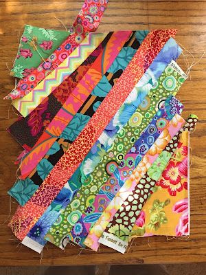 Got Scraps? Make These Blocks! Xmas Quilts, Strip Quilt Patterns, Crazy Quilts Patterns, Beginner Quilt, Paper Pieced Quilt Patterns, Quilt Modernen, Scrap Fabric Crafts, Scrappy Quilt Patterns, Paper Pieced Quilt