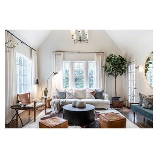 Transitional Living Room Design, Transitional Interior Design, Interior Design Minimalist, Tudor Style Homes, Transitional Living, Design Apartment, Transitional Living Rooms, White Living Room, Online Interior Design