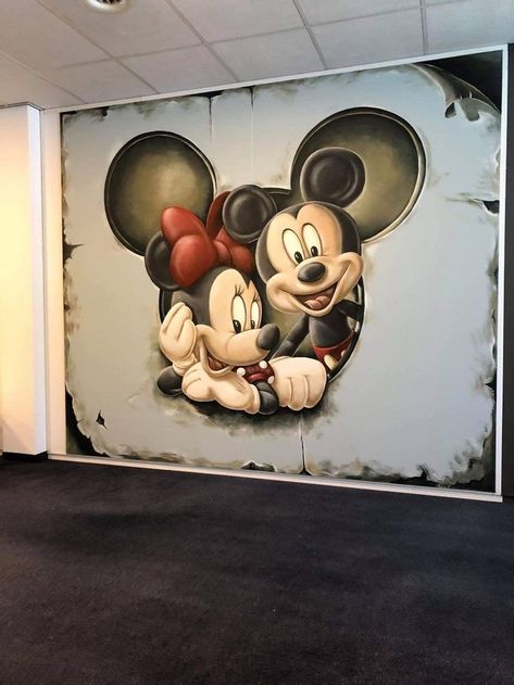 Disney Wall Murals, Disney Mural, Mickey Mouse Bedroom, Mickey Mouse Wall, Wall Painting Living Room, Disney Bedrooms, Disney Room Decor, Baby Animal Drawings, Kids Room Murals