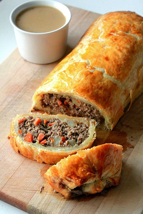 Resep Puff Pastry, Ground Beef Wellington, Wellington Food, Resepi Roti, Mojito Recept, British Recipes, Beef Wellington Recipe, Minced Beef, Recipes With Ground Beef