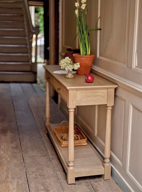 Classic Console Table, Gathering Table, Oak Bedside Tables, Oak Console Table, Oak Side Table, Console Table Hallway, Luxury Home Furniture, Brass Coffee Table, Metal Side Table