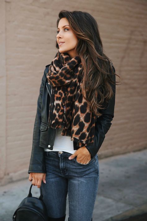 Leopard Print Outfits, 일본 패션, Mode Boho, Mode Casual, 2019 Fashion, Outfit Inspo Fall, 가을 패션, Black Leather Jacket, Street Chic