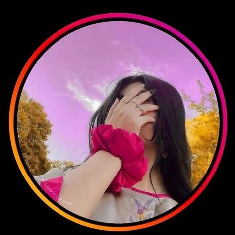 GIRL'S DP Girls Dpz Stylish, Hidden Face Aesthetic, Nice Dp For Whatsapp, Hair Style Korea, Photo Album Layout, Funny Animated Cartoon, Stylish Dp, Instagram Dp, Stylish Aesthetic