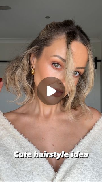 RACHEL DE OLIVEIRA on Instagram: "Cute quick & easy half-up half-down hairstyle idea 🥰 I have to say since having a bob haircut I’ve felt limited with what I can do but I’m now working out different ways to style my bob and I’m loving it 🥰   What do you think guys? Xx  #cutehairstyle #bobhaircut #shorthairstyles #blondebob #halfuphalfdown" Simple Half Up Half Down Short Hair, Halfway Up Hairstyles Short Hair, Half Up Half Down Shorter Hair, Lob Hairstyle Updo, Half Up Chin Length Hair, Long Bob Half Up Half Down, Short Bob Half Up, How To Style Long Bob Hairstyles, Simple Hairstyles Shoulder Length