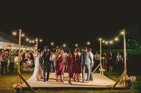 Outdoor Dance Floors, Backyard Wedding Decorations, Diy Outdoor Weddings, Diy Backyard Wedding, Simple Dance, Diy Wedding Reception, Wedding Backyard Reception, Backyard Reception, Simple Bride