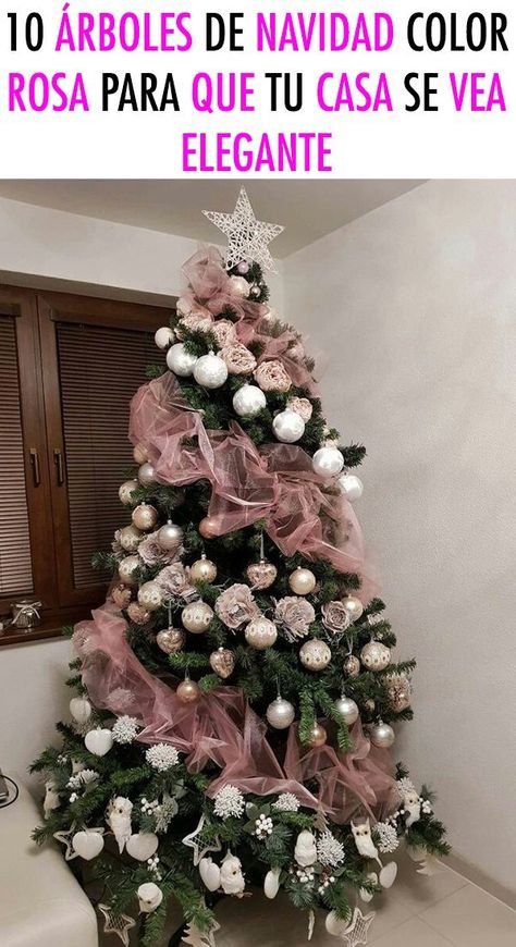 Te dejamos 10 árboles de navidad color rosa para que tu casa se vea elegante, te encantarán. #árboles #navidad #rosa #casa #elegante #decoración #tendencias #mujeresalrescate Pink Christmas Tree Decorations, Rose Gold Christmas Decorations, Rose Gold Christmas Tree, A Pink Christmas, Seni Arab, Blue Christmas Decor, Silver Christmas Decorations, Rose Gold Christmas, Elegant Christmas Trees