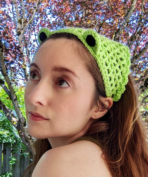 Make an adorable froggy hair bandana crochet pattern! Sure, you could embrace your inner cottage core self with a regular bandana, but...why would you want to do that, when you could wear a froggy bandana instead?! I've also included some charts for more visual-oriented people! Read more on our blog! Pattern level: Pattern level: advanced (or ambitious) beginner. Must be comfortable with sewing on small parts. Optional: foundation sc row (can use foundation chain to start instead) Sizes included Hair Bandana Crochet, Bandana Crochet Pattern, Linen Stitch Crochet, Bandana Bib Pattern, Kerchief Pattern, Bandana Crochet, Crochet Kerchief, Dog Bandana Pattern, Hair Bandana