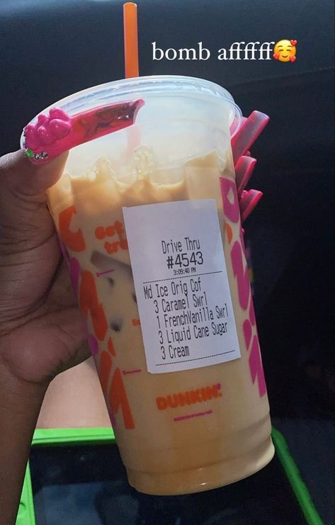 Carmel Dunkin Donuts Drinks, Caramel Dunkin Iced Coffee Order, Dunkin Donuts Iced Coffee Order Vanilla, Dunking Donuts Drinks, Dunkin Donuts Drinks To Try Sweet, Dunkin Drinks Recipes, Dunkin Donuts Cold Brew Order, Sweet Dunkin Drink Orders, Good Dunkin Iced Coffee Orders