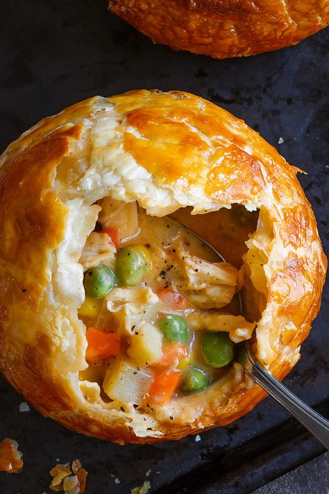 Creamy Chicken Pot Pie - Rich, flavorful with a golden brown crispy crust, these individual chicken pot pies are seriously comforting. Potpie Crust Recipe, Creamy Chicken Pie Recipe, Creamy Chicken Pot Pie Recipe, Chicken Pot Pie Crust, Individual Chicken Pot Pies, Panini Recipes Chicken, Easy Chicken Pot Pie Recipe, Creamy Chicken Pot Pie, Best Chicken Pot Pie