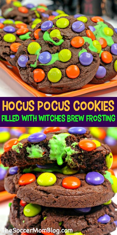 Halloween Cookie Recipes, Amazing Cookies, Hocus Pocus Halloween, Halloween Food Treats, Halloween Treats Easy, Halloween Sweets, Halloween Baking, Viewing Party, Think Food