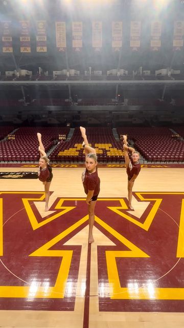 University Of Minnesota Dance Team, College Dance Team Aesthetic, College Dance Team, Comp Dance, Pom Team, Pom Squad, Dance Team Uniforms, Dance Squad, Dance Tricks