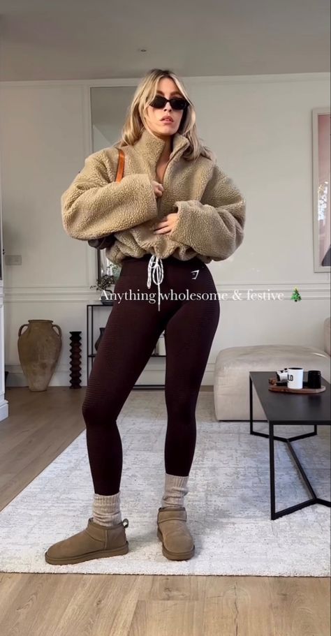 Casual Winter Outfits Comfy 2023, Hair Appt Outfits Women, Cold Fancy Outfit, Cozy Bonfire Outfit, Comfy Date Night In Outfit, Cozy Movie Theater Outfit, Chill Winter Outfits Lazy Days, Thanksgiving Outfit Cozy, Caribou Uggs Outfit