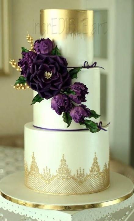 Gold lace, light green cake and deep purple flowers make for a SHOWSTOPPING wedding cake! White And Gold Wedding Cake, Cakes Elegant, Purple Wedding Cake, Purple And Gold Wedding, White And Gold Wedding, Wedding Cakes Elegant, Purple Wedding Cakes, Purple Wedding Theme, Purple Cakes