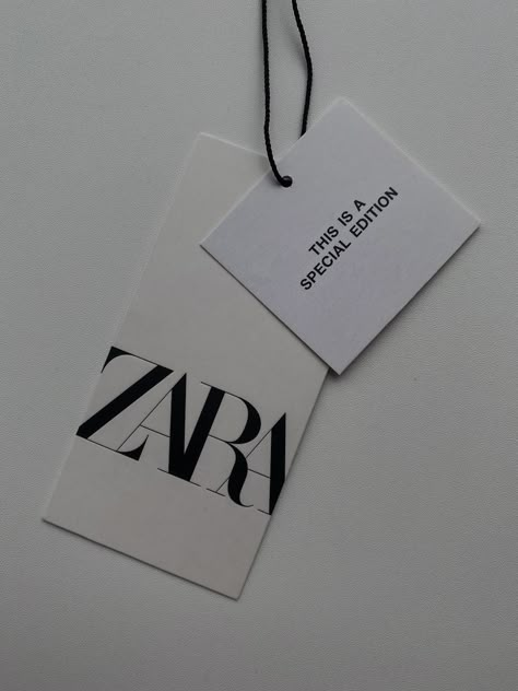 #logotips #creativity🎗️ Zara Tag Label, Price Tag Aesthetic, Online Boutique Aesthetic, Zara Logo Aesthetic, Zara Clothes Aesthetic, Zara Logo Design, Clothing Brand Name Ideas Aesthetic, Zara Branding, Zara Wallpapers