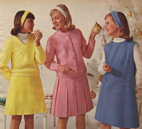 Did you look like this maybe in 1964? Early 1960s Fashion, 60s Fashion Trends, 1960s Fashion Women, Teenage Fashion Trending, 60’s Fashion, 1960 Fashion, 60s And 70s Fashion, Newborn Clothes, Fashion 1960s