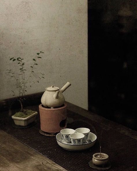 Chinese Tea Room, Chinese Buffet, Asian Tea, Tea Culture, Tea Brands, March 3, Japanese Aesthetic, Tea Art, Chinese Tea