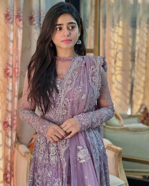 Sehar khan #seharkhan #Actress #Model Sehar Khan, Stylish Dpz, Girl Crush Fashion, Wedding Dresses For Girls, Fancy Dress Design, Pakistani Bridal, Indian Fashion Dresses, Designer Dresses Indian