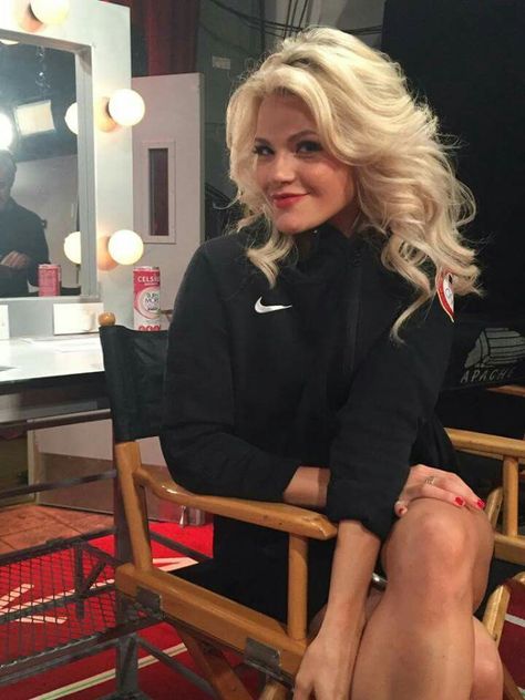 Witney Carson Whitney Carson, Dancing With The Stars Pros, Witney Carson, Kristen Ashley, New Hair Do, Jenny Mccarthy, Blonde Women, Dance Fashion, Blonde Beauty