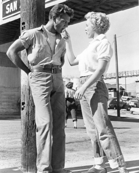 Marilyn Monroe and Blue Jeans in “Clash by Night” | Norma Jean Baker, Fritz Lang, Marilyn Monroe Photos, Marlon Brando, Norma Jean, Disney Tangled, Norma Jeane, Brendon Urie, John Wayne