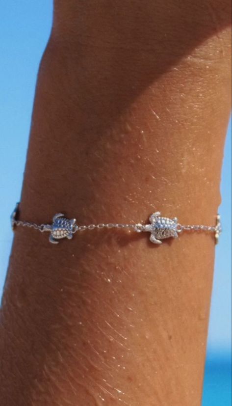 Aesthetic Jewellery, Surf Jewelry, Sea Turtle Bracelet, Beachy Jewelry, Preppy Jewelry, Pretty Jewelry Necklaces, Turtle Bracelet, Silver Sea, Ocean Jewelry