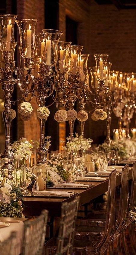 Wedding Decor Trends, Gold Wedding Decor, Luxury Weddings Reception, White Elegance, Gold Wedding Decorations, Wedding Venue Decorations, Wedding Reception Inspiration, Bride Magazine, Decor 2024