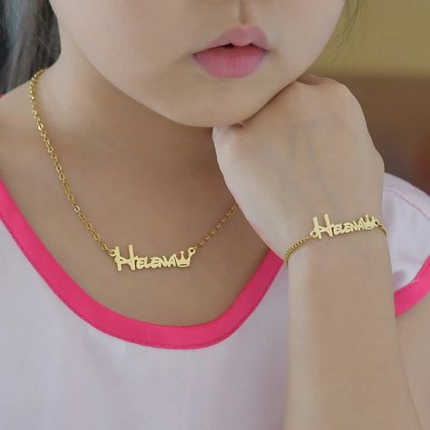 Amazing design of handmade custom Name Necklace & Bereclet with Free shipping to worldwide 💓 Kngifts.com Nameplate Bracelet, Custom Bangle, Custom Crown, Personalised Bangle, Baby Necklace, Baby Bracelet, Baby Jewelry, Nameplate Necklace, Gift Newborn