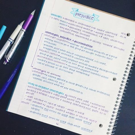 25 Studying Photos That Will Make You Want To Get Your Shit Together Notes Taking, Books And Tea, College Notes, Study Organization, Notes Organization, Pretty Notes, Notes Inspiration, College Study, Study Habits