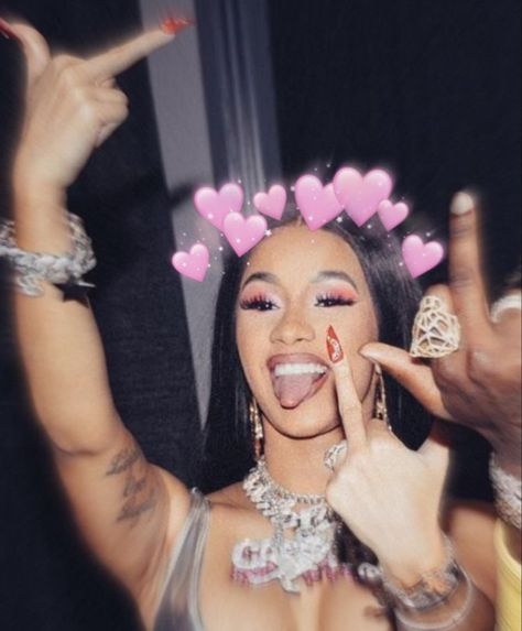 Cardi B Video, Cardi B Pics, Cardi B Photos, Celebrity Selfies, $b Wallpaper, 2013 Swag Era, Rap Aesthetic, Reaction Face, Cute Rappers